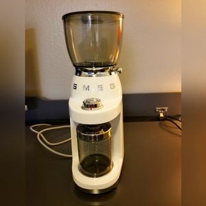 SMEG Coffee Grinder